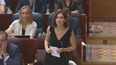 Ayuso: "No voy a acabar con Uber o Cabify como ha hecho Colau, en Madrid pueden convivir todos los modelos"