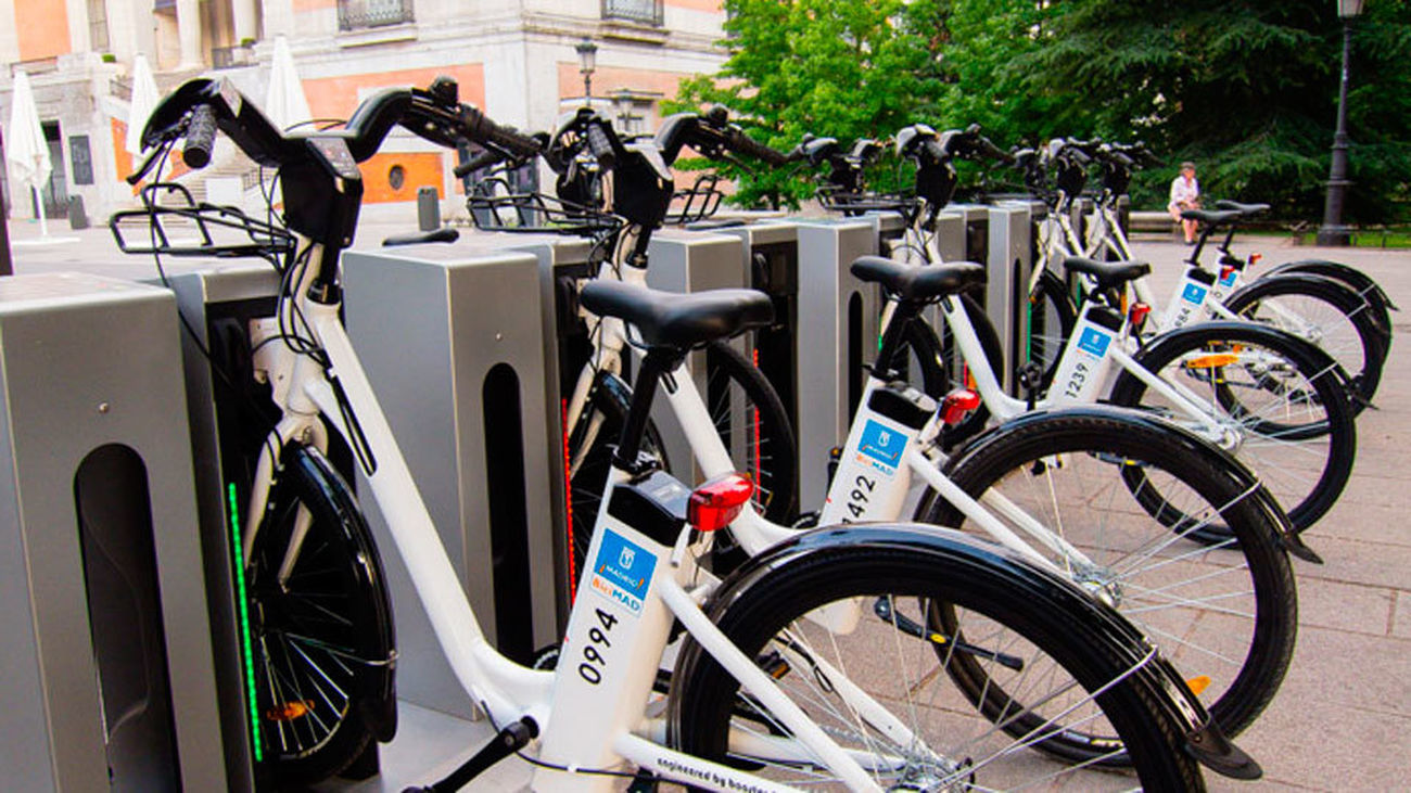 Los usuarios de BiciMAD tendrán este viernes una hora gratis por el Día Mundial de la Bicicleta