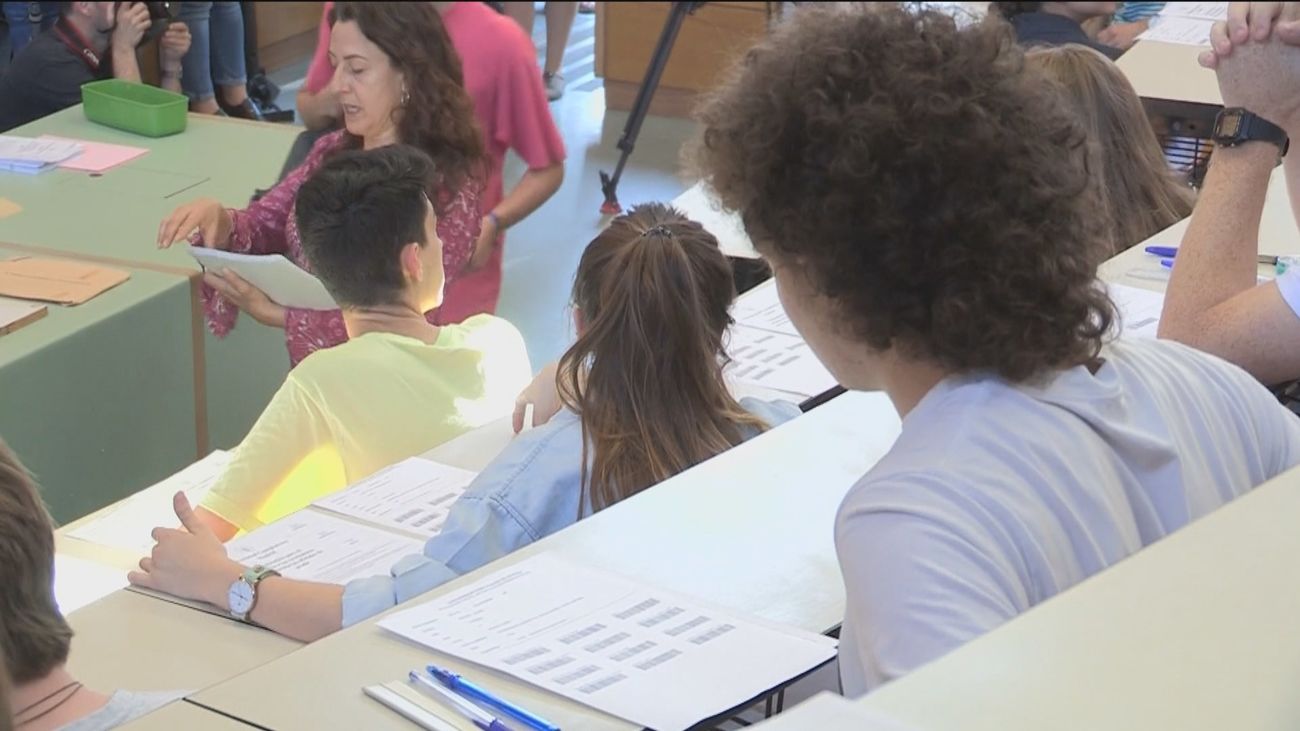El lunes comienza la EVAU en Madrid para 38.000 alumnos, el 10% con dislexia
