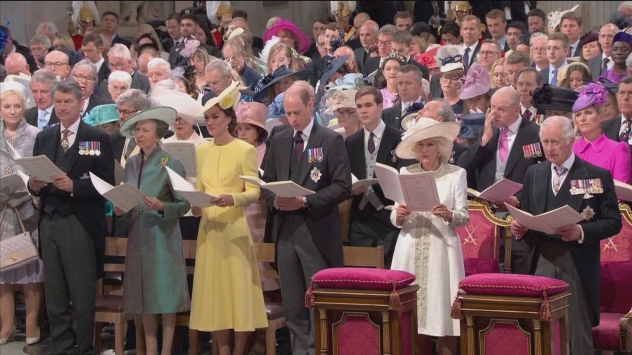 Isabel II no asiste a la misa en su honor por el Jubileo por encontrarse indispuesta