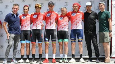 Javier Hernández y Pedro José Sánchez se adjudican el Memorial Víctor González