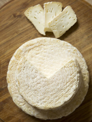 Queso Las Chorreras / queserialoscantares.es