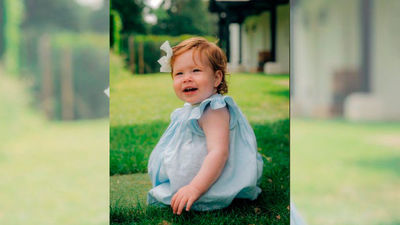 La tierna imagen que los duques de Sussex han publicado de su pequeña Lilibet al cumplir un año