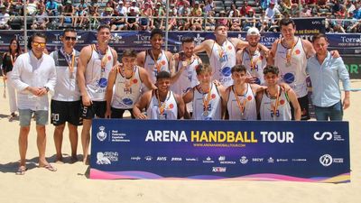 Tres equipos madrileños logran medalla en la Copa de España de balonmano playa