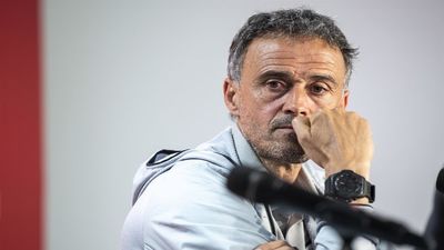 Luis Enrique: "Hay jugadores que ponen muy cachondos a periodistas y aficionados"