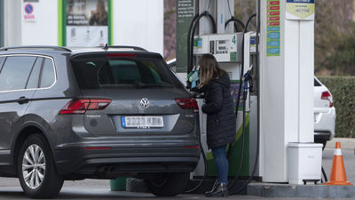 El precio de la gasolina en España escala hasta un nuevo máximo histórico