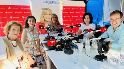 Nieves Herrero vuelve a celebrar la tertulia de autores desde la Feria del Libro