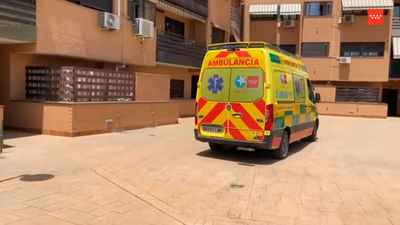 Encuentran a una mujer apuñalada en el rellano de su escalera en Pinto