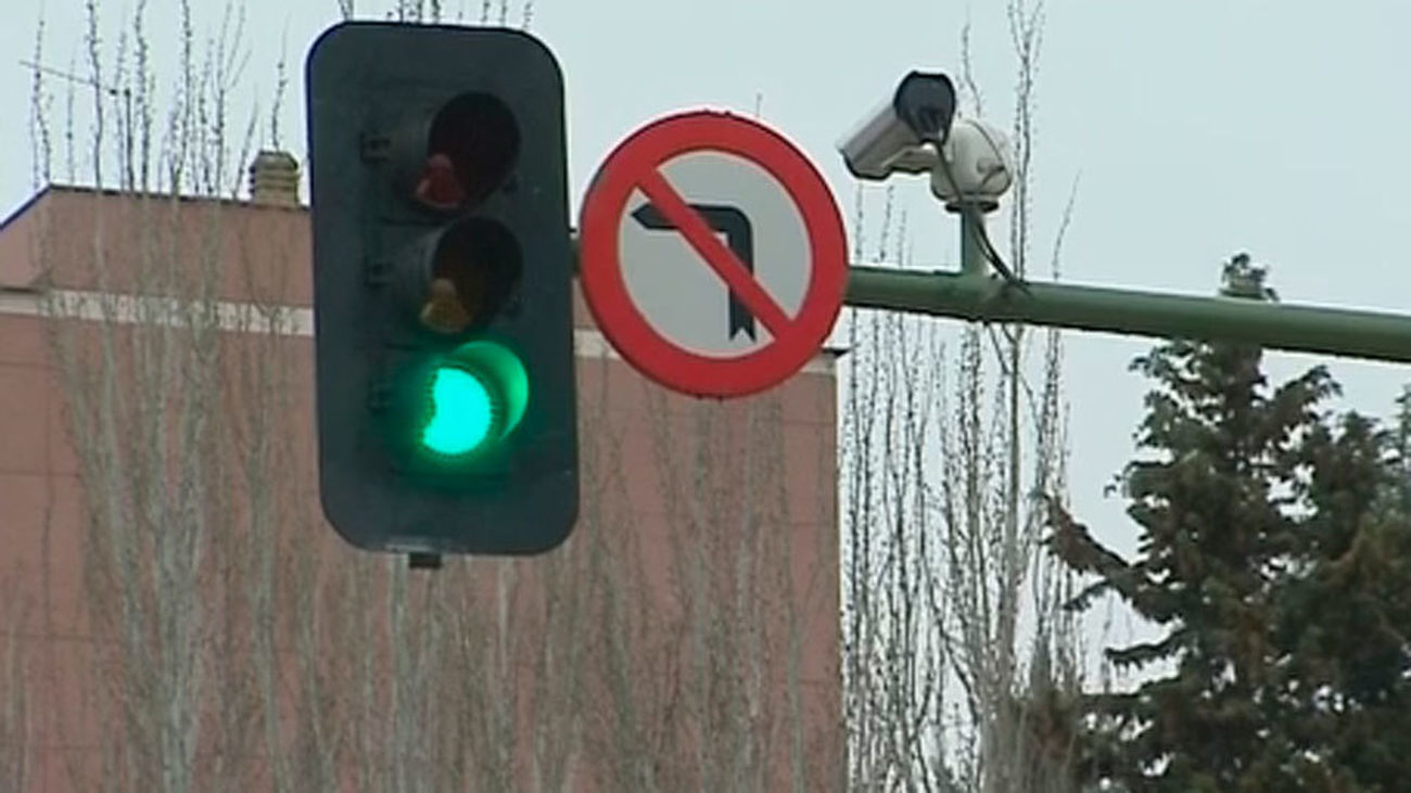 Alcorcón instala semáforos con lectura de matrícula y detección de infracciones