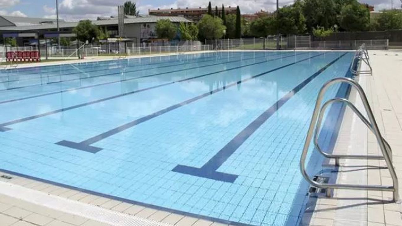 La Comunidad pide perdón porque sus cuatro piscinas estén cerradas en la ola de calor