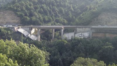 Se desploma otro tramo del viaducto de la A-6 en el límite entre León y Lugo