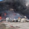 Tercer incendio en menos de 10 años en la nave de reciclaje de residuos de Serranillos del Valle