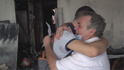 El bonito gesto de un vecino para ayudar al dueño de la casa calcinada en Villaverde