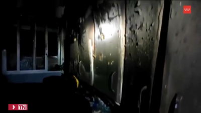 Diez intoxicados en el incendio de una vivienda en Fuenlabrada