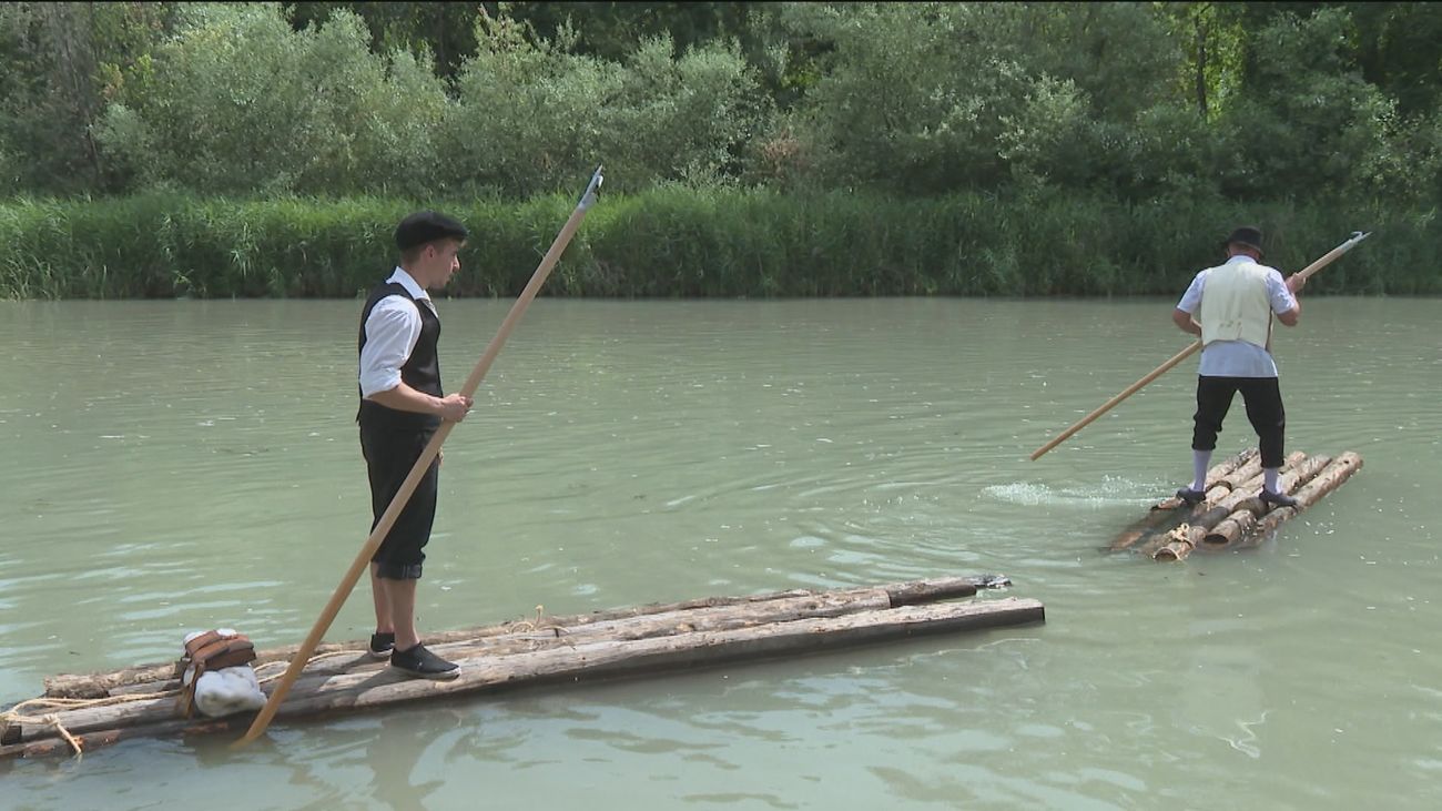 Los gancheros vuelven al Tajo en Aranjuez