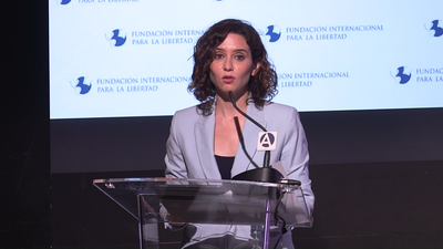 Ayuso dice que los enemigos de la libertad acechan a todas las democracias liberales con "consignas manipuladoras y demagógicas"