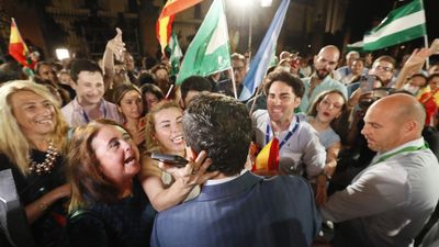 Génova hará este lunes una 'lectura nacional' de los históricos resultados de Juanma Moreno en Andalucía