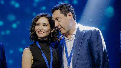 Ayuso y Almeida aplauden a Moreno y dicen que la izquierda se "desmorona"