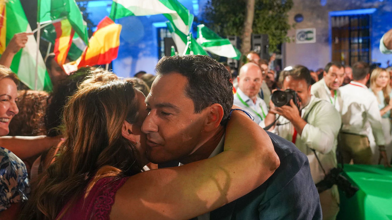 Sánchez minimiza la debacle andaluza y el PP la ve como un paso hacia Moncloa