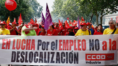 UGT y CCOO protestan en Madrid por un Pacto de Estado por la Industria