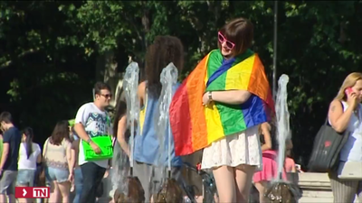 Almeida niega que exista “homofobia institucional” en el Ayuntamiento de Madrid