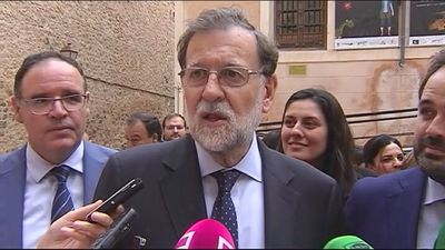 Rajoy cree que el electorado en Andalucía ha dado "una bofetada a los partidos populistas"