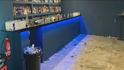 400 personas en menos de 100 metros cuadrados en una discoteca ilegal en el distrito de Salamanca