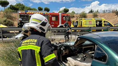 Herido grave un conductor en la M-501 al caer por un talud