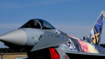 España firma la compra de 20 cazas Eurofighter que se montarán en Getafe