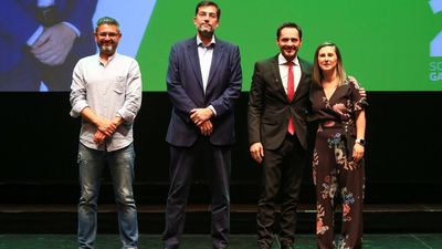 Javier Callejo recibe la Insignia de Plata por su permanente apoyo a los deportistas