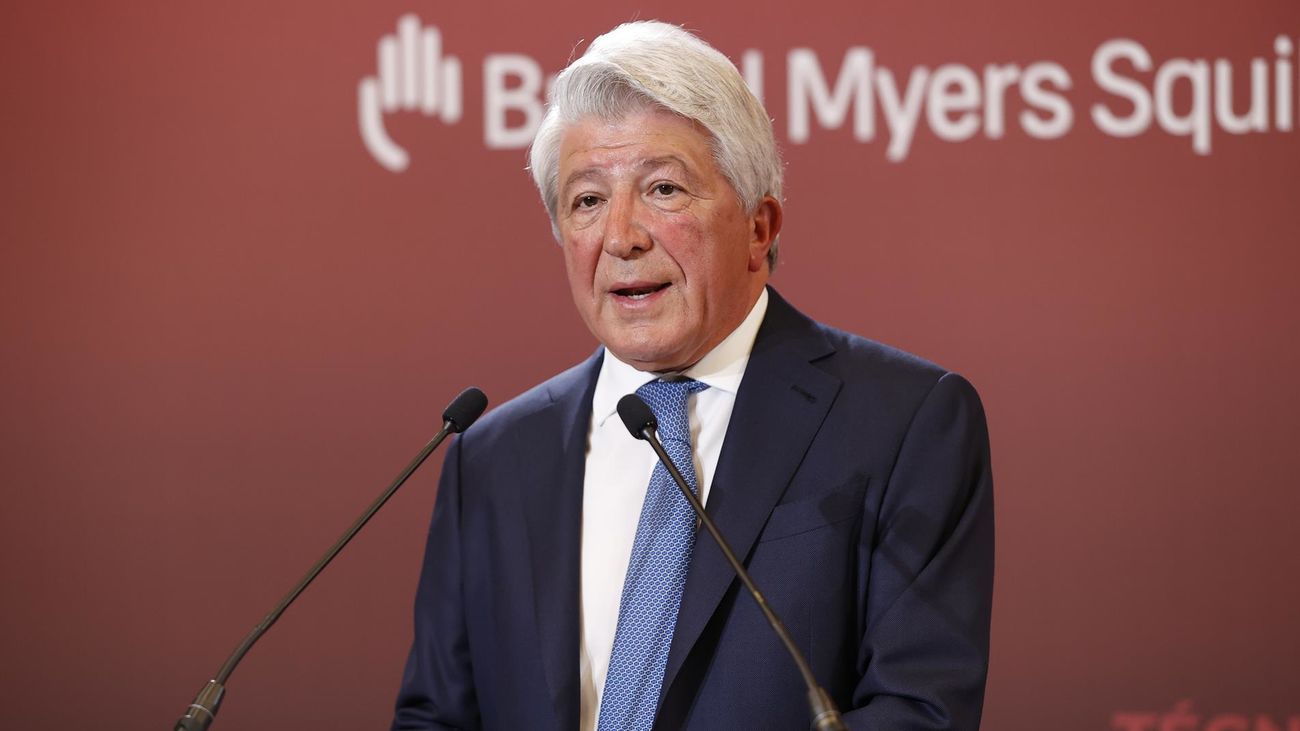 Cerezo no ve "el final" de la etapa de Simeone y cree que Joao Felix "triunfará en el Atlético"