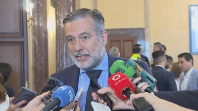 Enrique López pide a Sánchez "expulsar" a ministros como Belarra que cuestionan a la OTAN