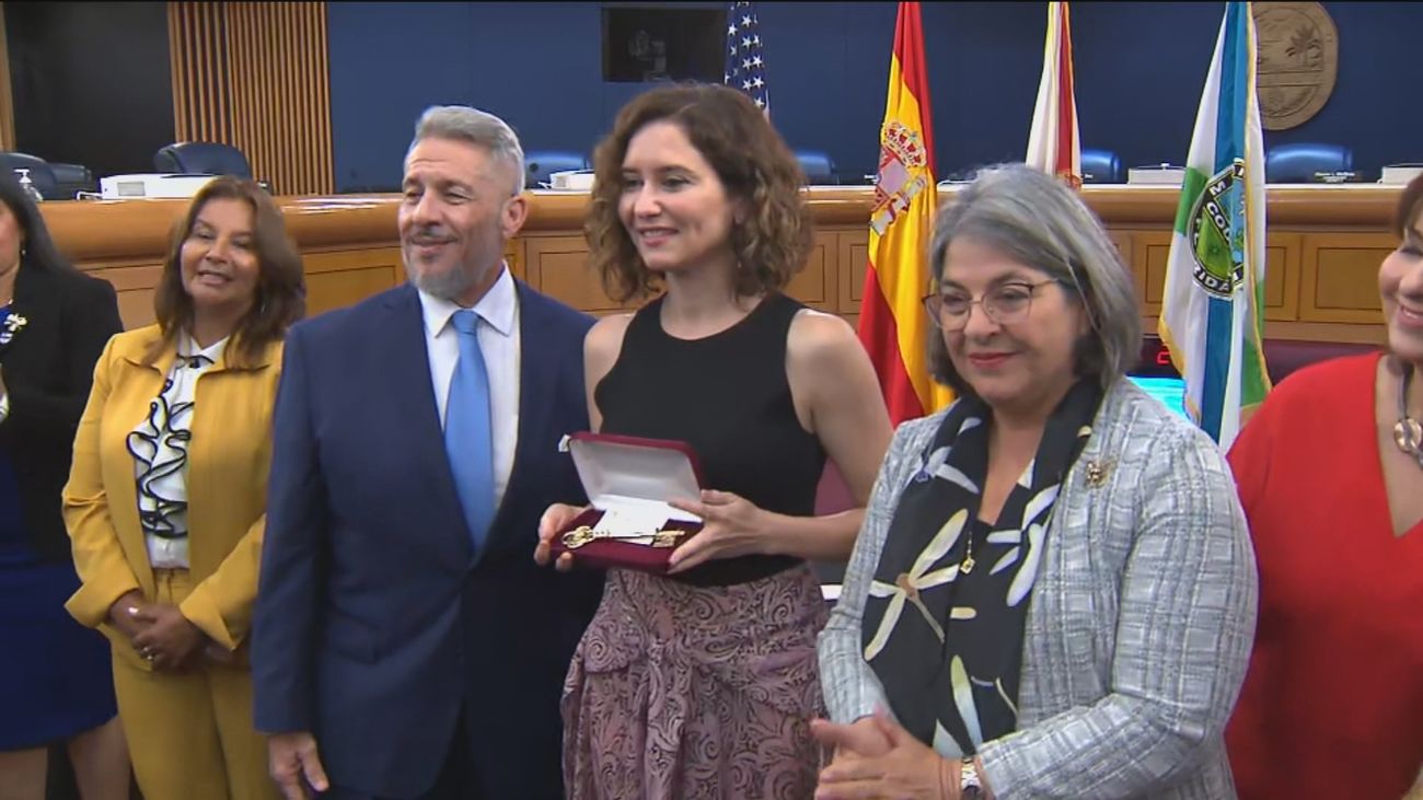 Díaz Ayuso impulsa en Miami la operación Madrid Nuevo Norte y la industria de la "cultura en español"