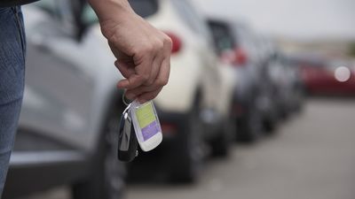 Faltan coches de alquiler para el verano