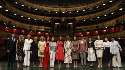 Cata de aceite, desayuno saludable y 'Nabucco'  en el Teatro Real para cerrar la agenda de acompañantes