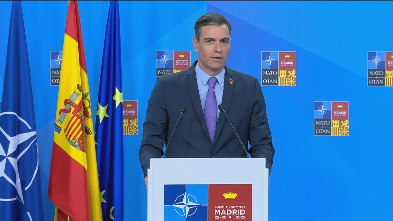 Sánchez pide un "acuerdo de país" para aumentar "este mismo año" el presupuesto de Defensa