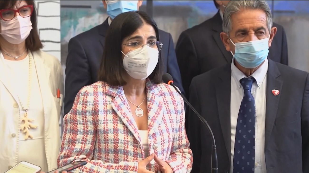 Darias recomienda mascarilla y dosis de refuerzo para quien aún no la tenga ante el aumento de casos de Covid