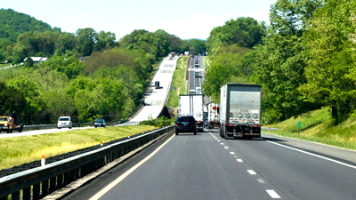 Acompañamos a los madrileños en la primera operación salida
