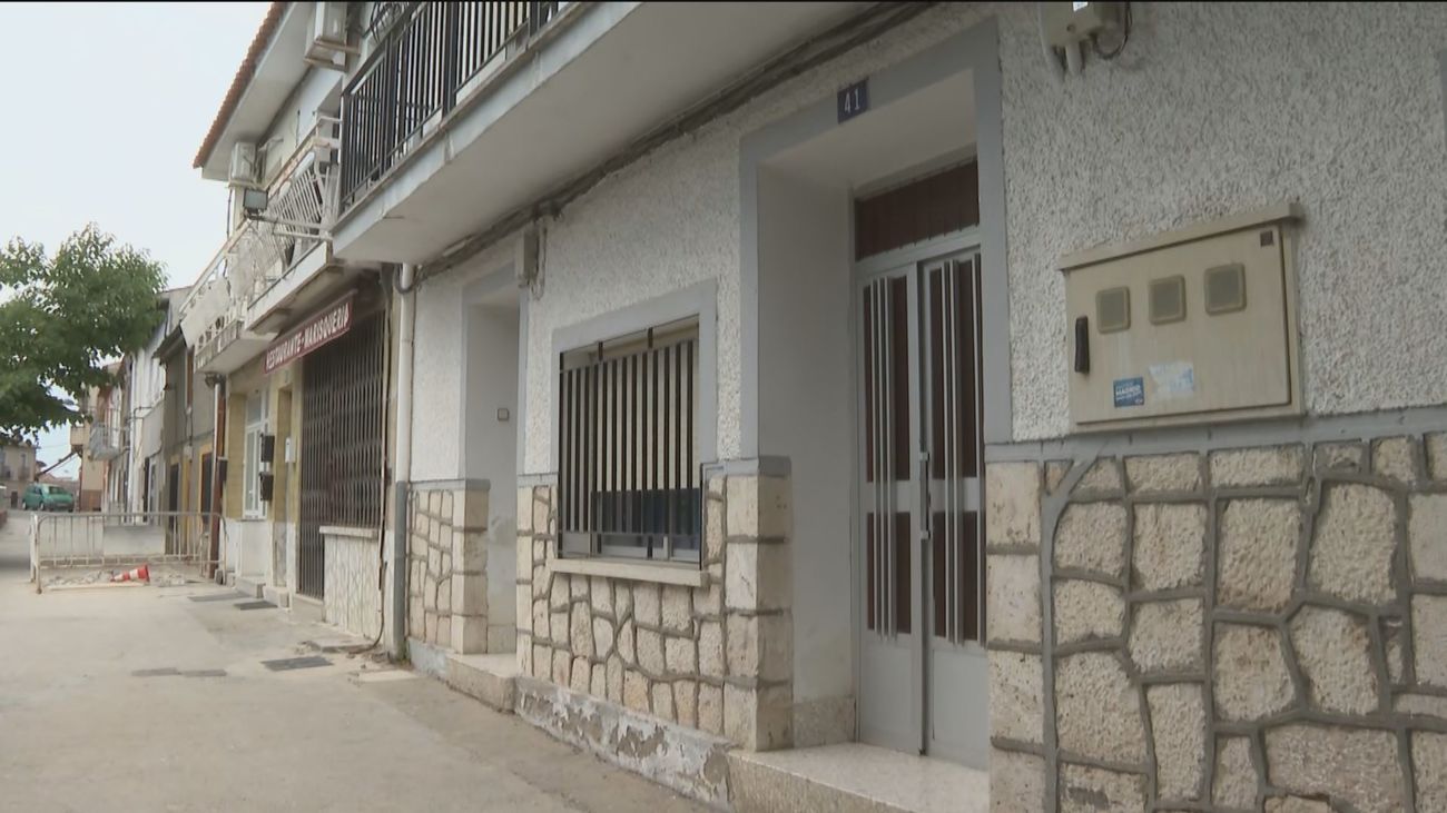 Un obrero de 60 años muere al caer de una cubierta en Villaconejos