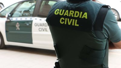 La Guardia Civil detiene a un trabajador del Registro Civil que llevaba 17 años cobrando por realizar gestiones que eran gratis