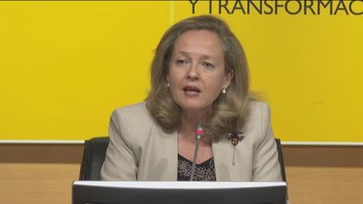 Calviño avisa de que los próximos trimestres "serán complejos" por la inflación