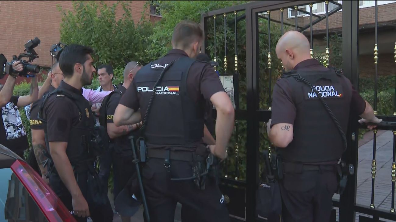 Desokupa negocia con los 'inquiokupas' de Fuenlabrada el desalojo de la vivienda