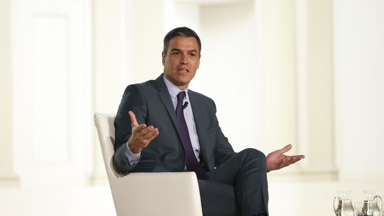 Sánchez cree que las becas de Ayuso "violentan" el significado de la política pública