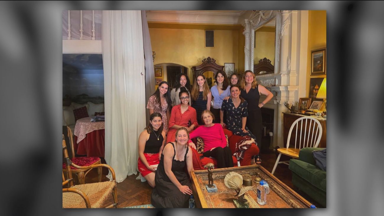 Gamarra critica el viaje de "fin de curso" de Irene Montero a EEUU con la que está "cayendo"