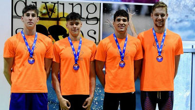 Gredos San Diego, campeón de Madrid de natación absoluto y júnior