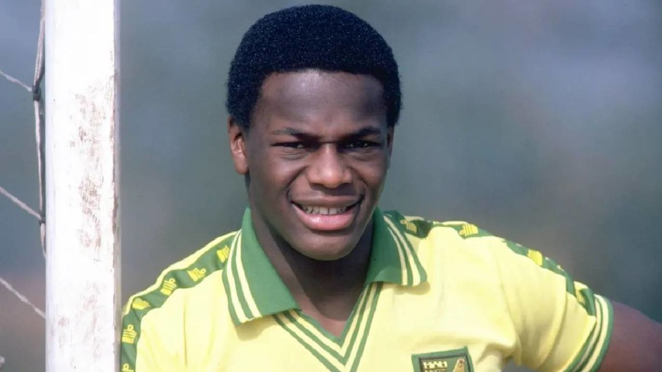 El Zoom: Justin Fashanu, el césped como cárcel
