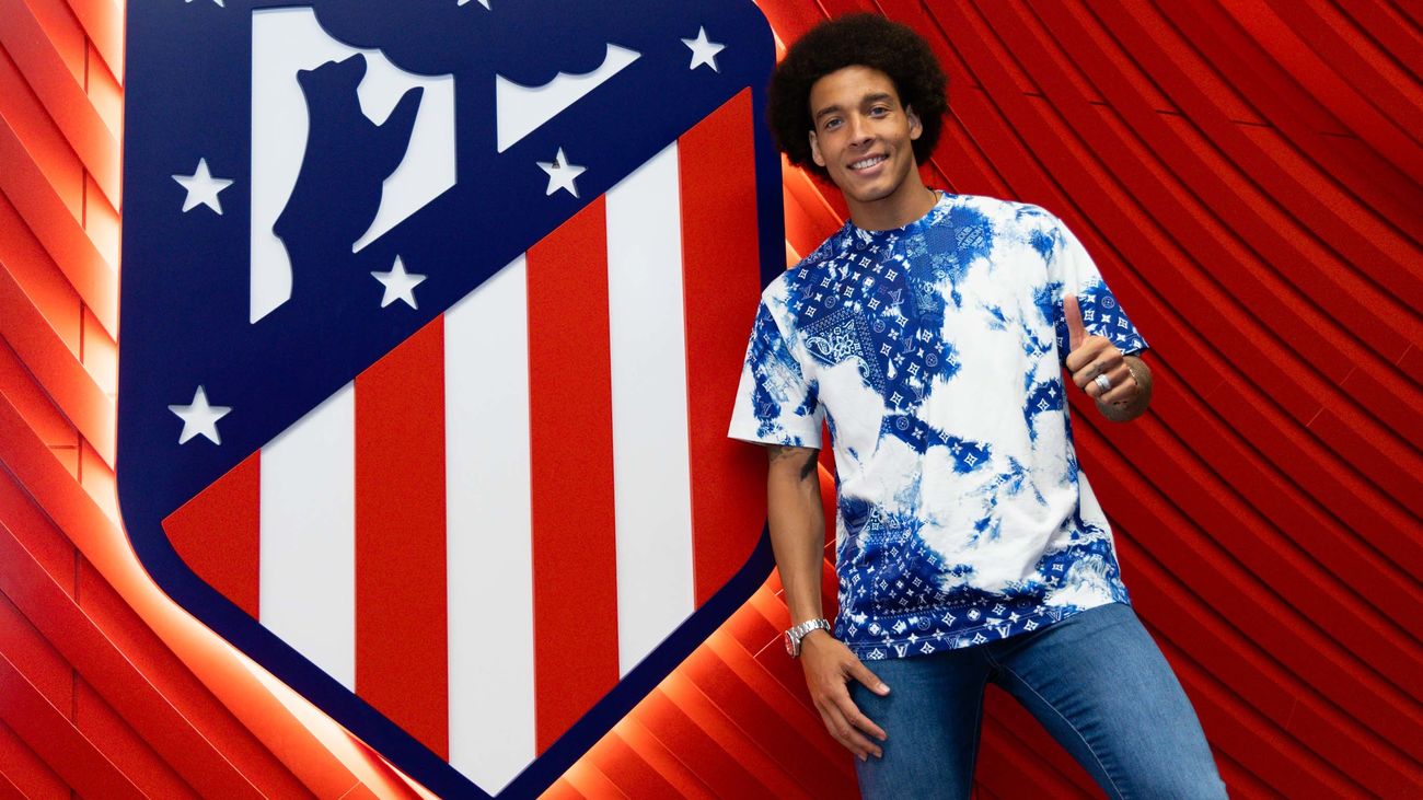 Axel Witsel rechaza una oferta del Standard de Lieja
