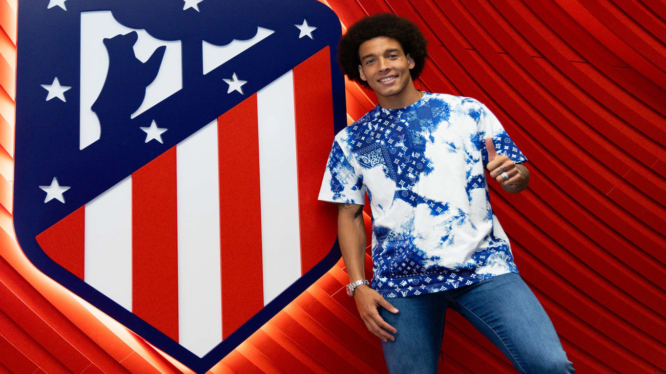 Witsel firma por el Atleti: "Quería quedarme en un equipo top y por eso estoy en el Atlético"