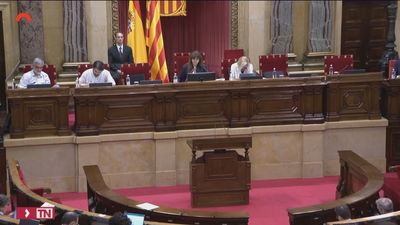 El parlamento catalán vuelve a desafiar al Tribunal Constitucional