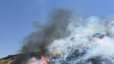 El incendio de Aranjuez sigue en fase de control y ya está operativa la A-4